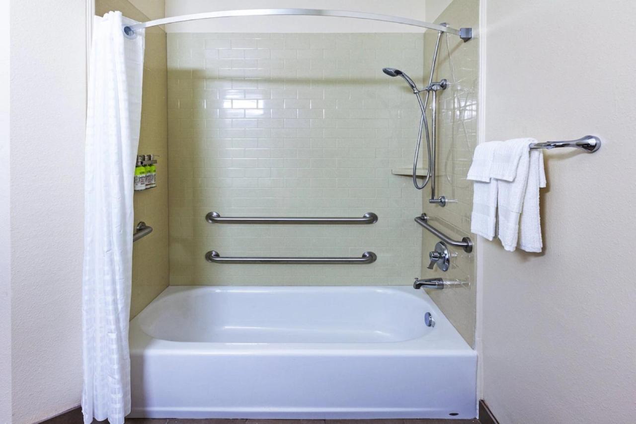 Candlewood Suites Midland By Ihg Zewnętrze zdjęcie